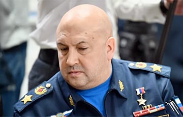 Близкий к московитским силовикам Telegram-канал рассказал, что происходит с генералом Суровикиным