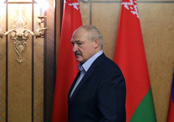 Лукашенко призвал страны ЕАЭС сплотиться в период пандемии