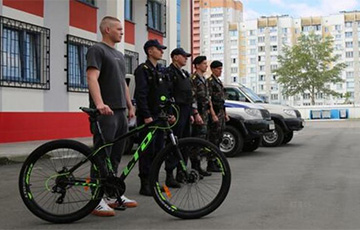 Гомельских милиционеров пересадили на велосипеды