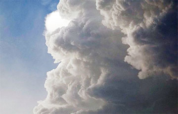 Необычное явление в Жодино: от грозового облака к земле протянулся «шлейф»