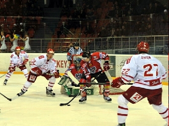 Белорусские хоккеисты разгромно проиграли датчанам и заняли последнее место на Кубке Полесья в Гомеле