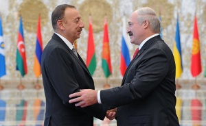 Лукашенко и Алиев неформально общались 5 часов и закончили к полуночи
