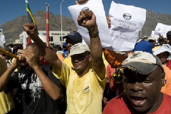 Коммунальщики  грозят начать бессрочную забастовку