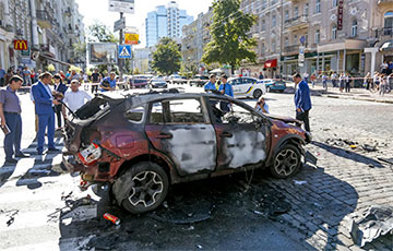 Человек, который закладывал взрывчатку в машину Шеремета, мог приехать из Беларуси