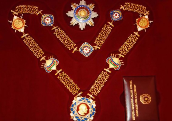 Лукашенко награжден орденом Гейдара Алиева