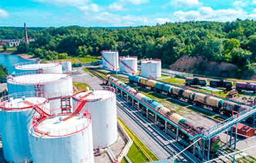 ВСУ поразили ключевую нефтебазу РФ, питавшую войска на Донбассе