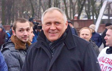 Николай Статкевич: Судебные исполнители угрожали сделать невыездным
