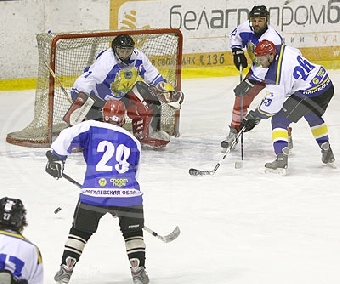 Хоккеисты Минской и Брестской областей одержали первые победы в Пятых республиканских любительских соревнованиях