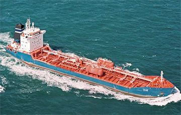 Пираты захватили нефтяной танкер у берегов Западной Африки