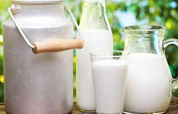 С полок белорусских магазинов пропадает молоко