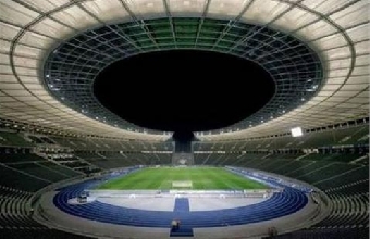 В киевском спорткомплексе "Олимпийский" презентовали официальный мяч Евро-2012