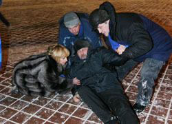 Санникова ночью доставили в КГБ, Ирина Халип в тюрьме на Окрестина (Фото)