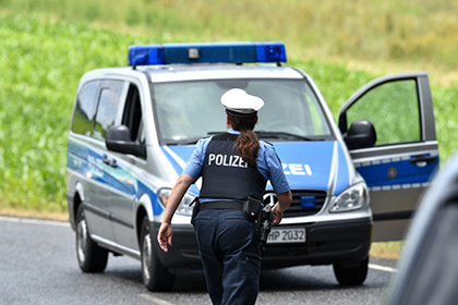 В пригороде Дрездена подорвалась машина защищающего беженцев политика