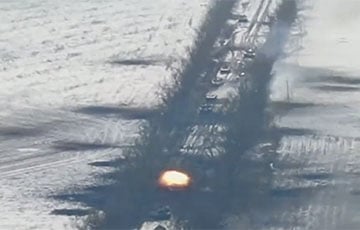 ВСУ уничтожили колонну оккупантов в Донецкой области: видеофакт