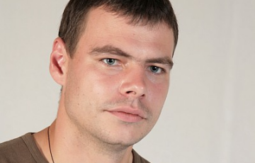 Умер беларусский актер и режиссер Максим Сохарь