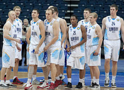 Баскетболисты «Цмокi-Мiнск» отказались от месячной зарплаты