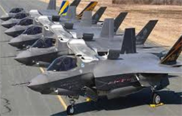 США впервые разместят в Японии 48 новейших истребителей-невидимок F-35