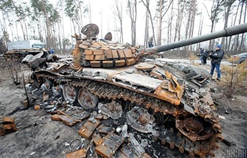 Как московитские колонны бронетехники горели от Бучи до Харькова
