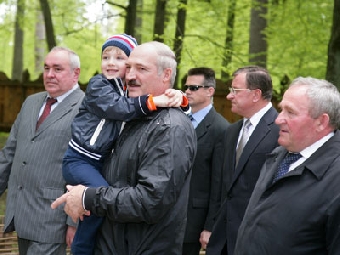 Лукашенко искренне и откровенно общался с журналистами на пресс-конференции - представитель "Синьхуа"