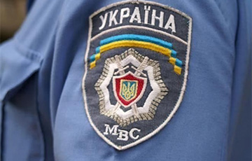 В МВД посоветовали украинцам до оповещения сирены находиться дома, но приготовить «тревожные чемоданы»
