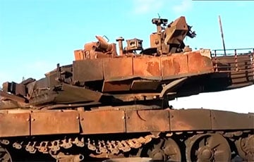 Украинские бойцы сожгли московитский танк Т90М с помощью шведской ракеты «Карл Густав»