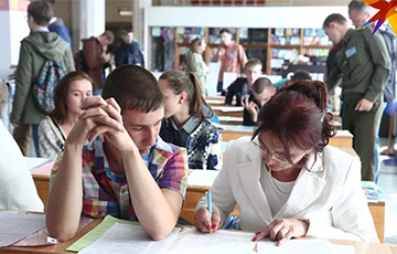 В беларусских вузах все студенты будут изучать начальную военную подготовку