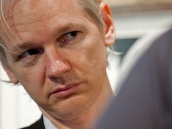 Шведский суд выдал ордер на арест основателя WikiLeaks