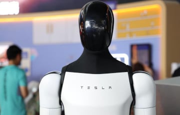 Tesla хочет создать армию роботов