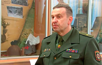 Карпенков начал раздавать беларусским военным шевроны «Вагнера»