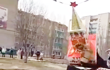 В Московии упала главная кремлевская башня
