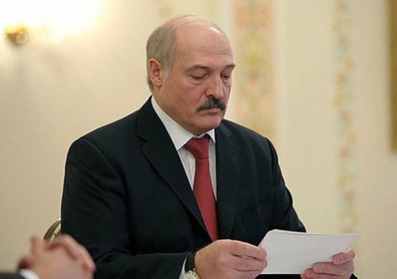 Александр Лукашенко возвращается из ОАЭ