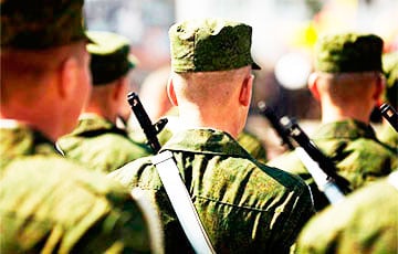 В Беларуси начинается отправка призывников в войска