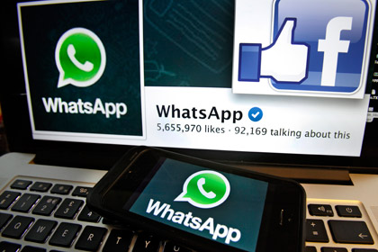 Регуляторы США одобрили сделку Facebook c WhatsApp