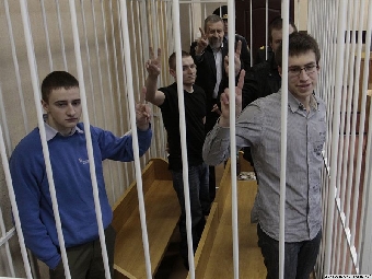 Психологического и физического воздействия на осужденного Санникова при подаче ходатайства о помиловании не оказывалось - МВД