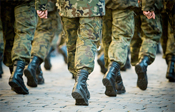 Солдат-срочник получил три месяца гауптвахты за протесты в августе 2020 года