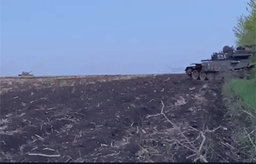 Танкисты ВСУ прямой наводкой подорвали московитский танк