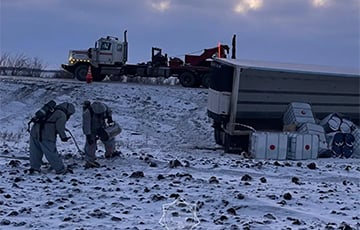 Беларусская фура с химическим веществом перевернулась в Казахстане