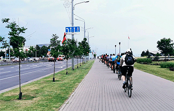 В Минске велосипедисты передали привет «Саше 3%»