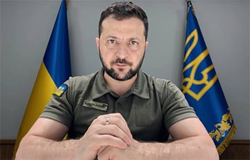 Зеленский заявил, что для Украины снимается табу по поставкам дальнобойных ракет