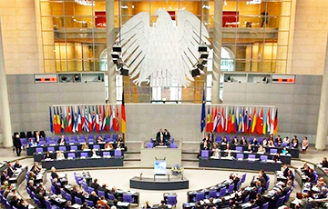 Парламент Германии принял историческое решение