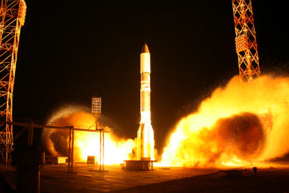Россия успешно вывела на орбиту военный спутник