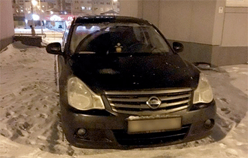 Фотофакт: Белоруска припарковалась так, что разозлила весь двор