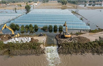 Китай затопило мощное наводнение: фото