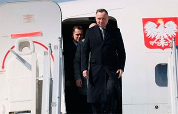 Самолет президента Польши совершил экстренную посадку в Варшаве