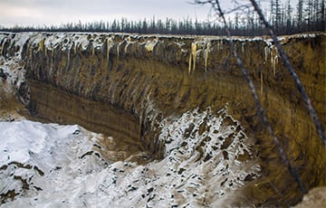 Ученые: Гигантский кратер в Сибири растет с ошеломляющей скоростью каждый год