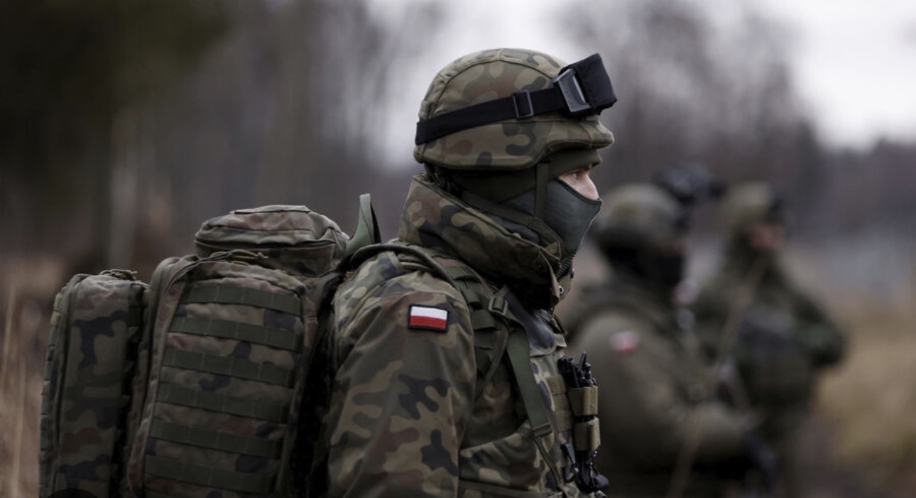 Польша развернула разведбатальон у границ с Беларусью и Московией