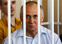 Заключенные поздравили Статкевича с Днем белорусской воинской славы