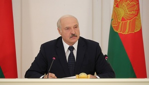 Лукашенко: подумайте, кому выгодно, чтобы Украина не была единой