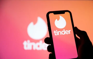 Tinder объявил дату ухода из Беларуси