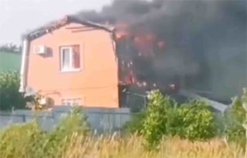 В Таганроге на частный дом упал московитский беспилотник